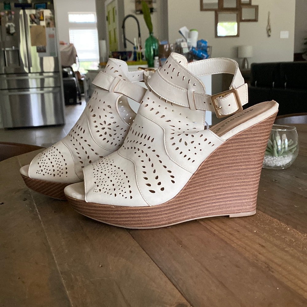 Dollhouse Cream Perforated Peep Toe Wedge Heels Size 11